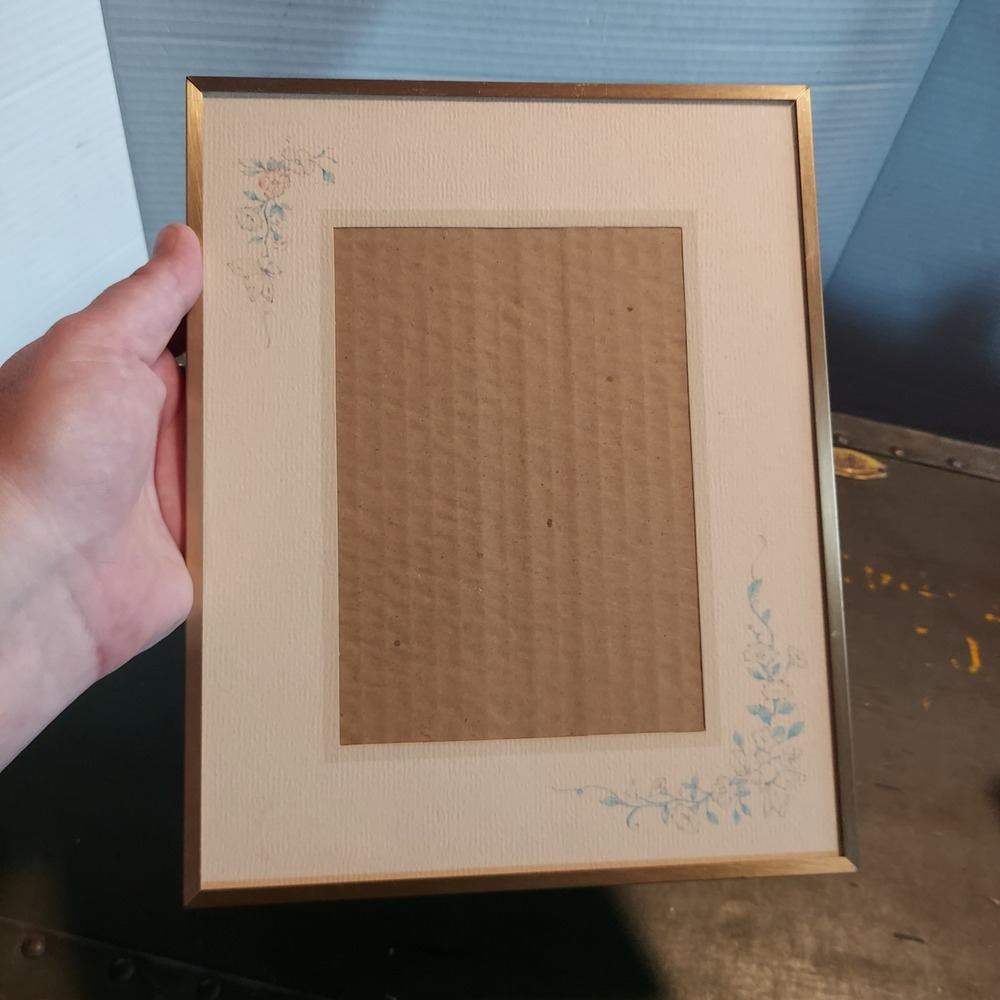 Vintage Gold Metal Picture Frame Floral Watercolor Mat 8x10 Tabletop Wall Mount
